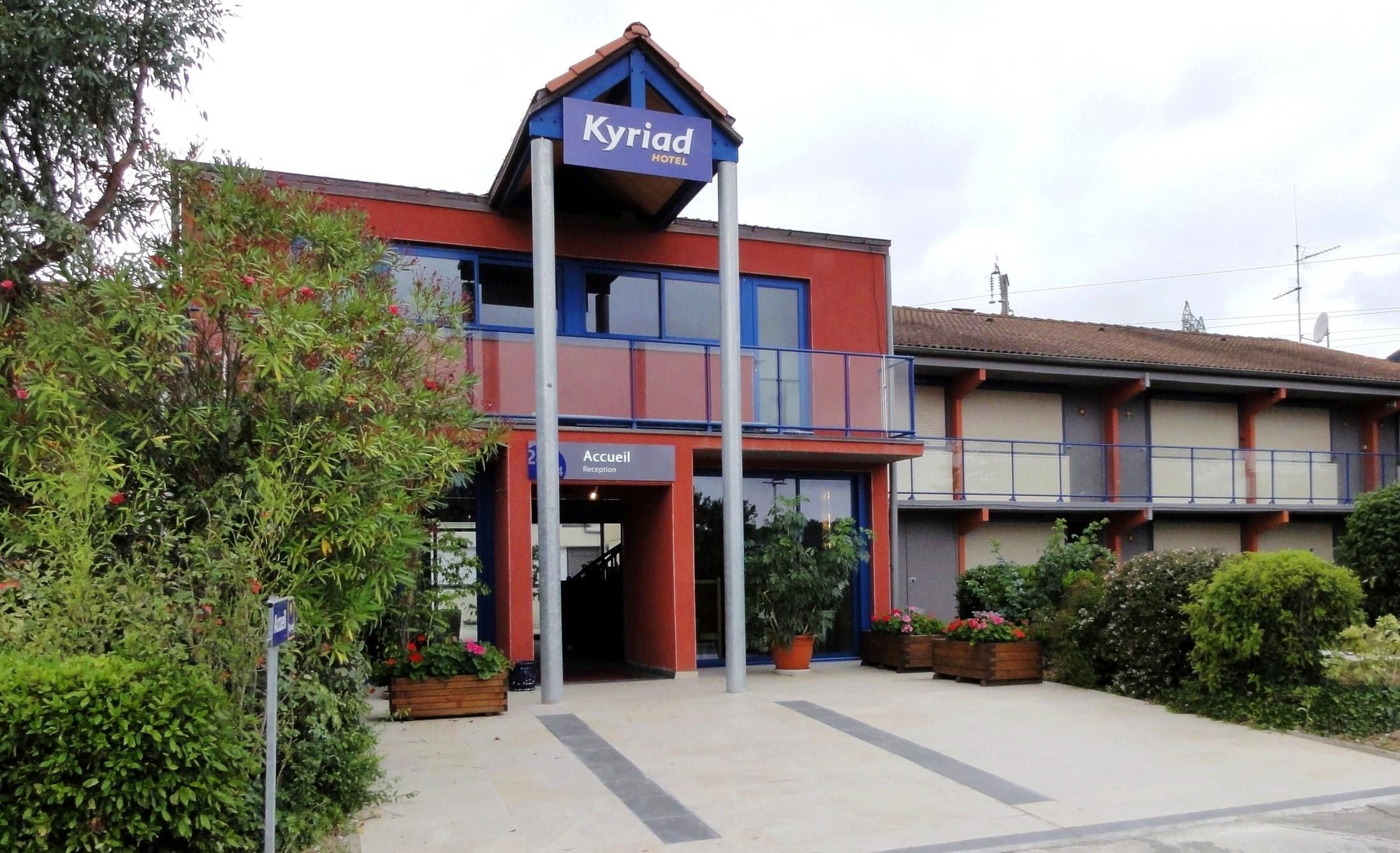 Kyriad Toulouse Sud - Roques Exterior photo