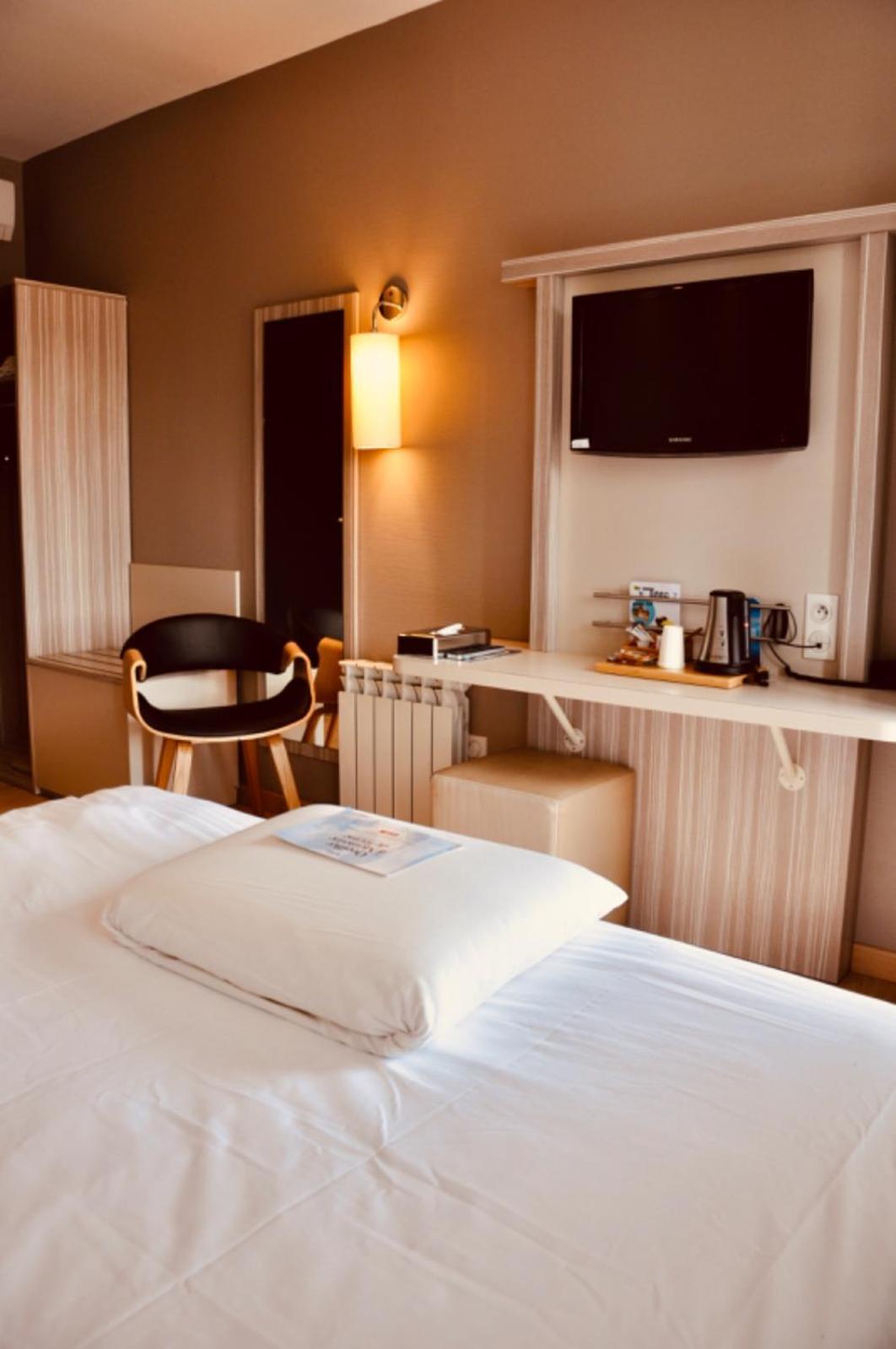 Kyriad Toulouse Sud - Roques Exterior photo