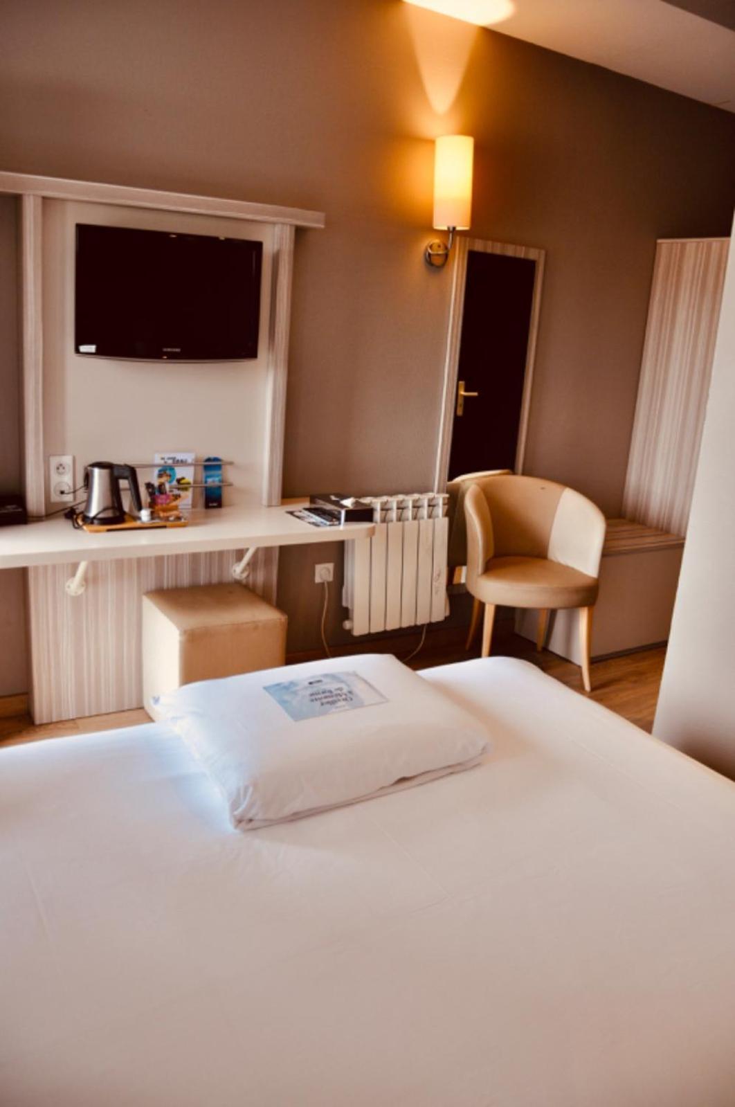 Kyriad Toulouse Sud - Roques Exterior photo