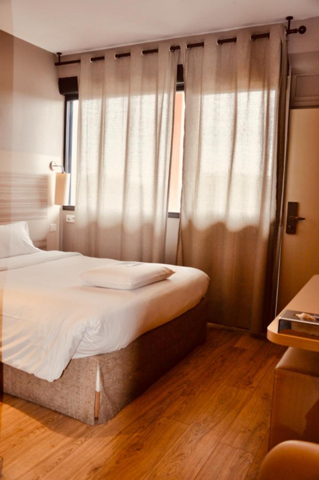 Kyriad Toulouse Sud - Roques Exterior photo